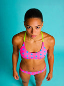Bikini donna da allenamento Maui 184MF - Fucsia stella azzurra, dettaglio indossato
