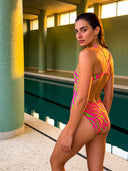 Bañador entero mujer para entrenamiento PINUP 564PF - Rayas ácidas